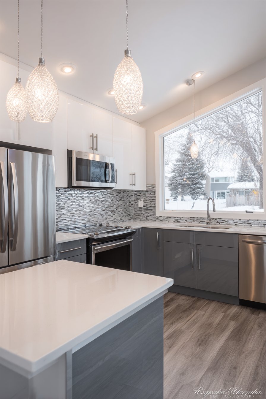 U-Shaped Grey and White Kitchen for Maximum Efficiency