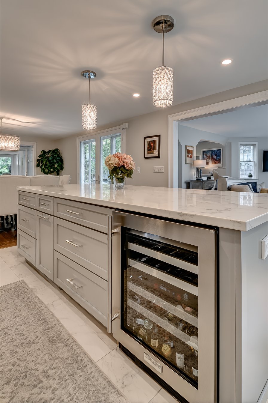 Entertaining-Focused Wraparound Island