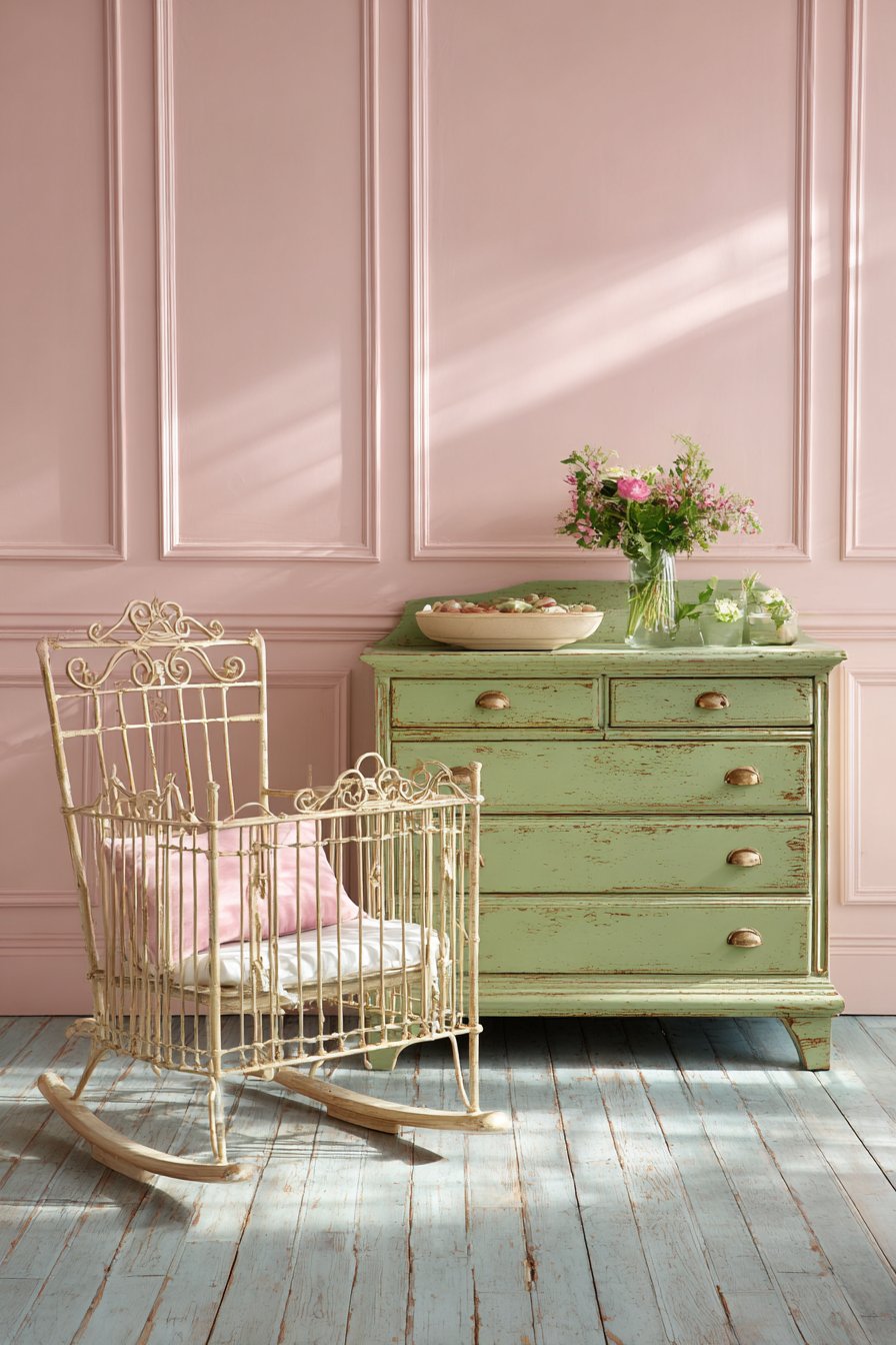 Vintage-Inspired with Collected Character