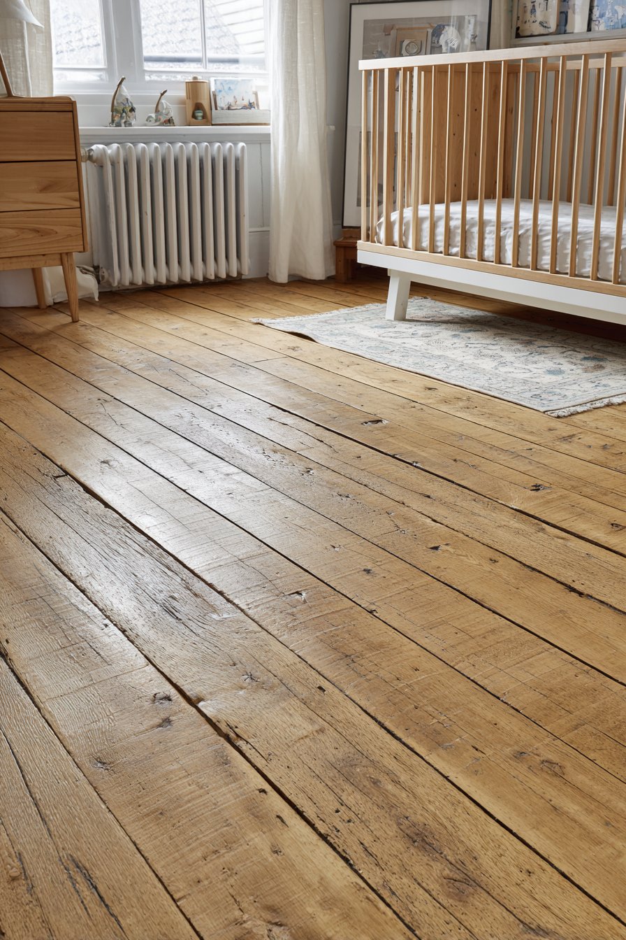 Wide-Plank Oak Flooring Foundation