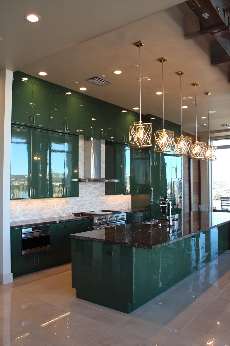 High-Gloss Bottle Green Contemporary