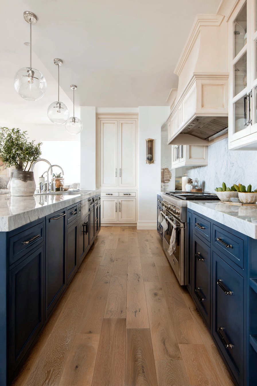 Transitional Navy and White Contrast