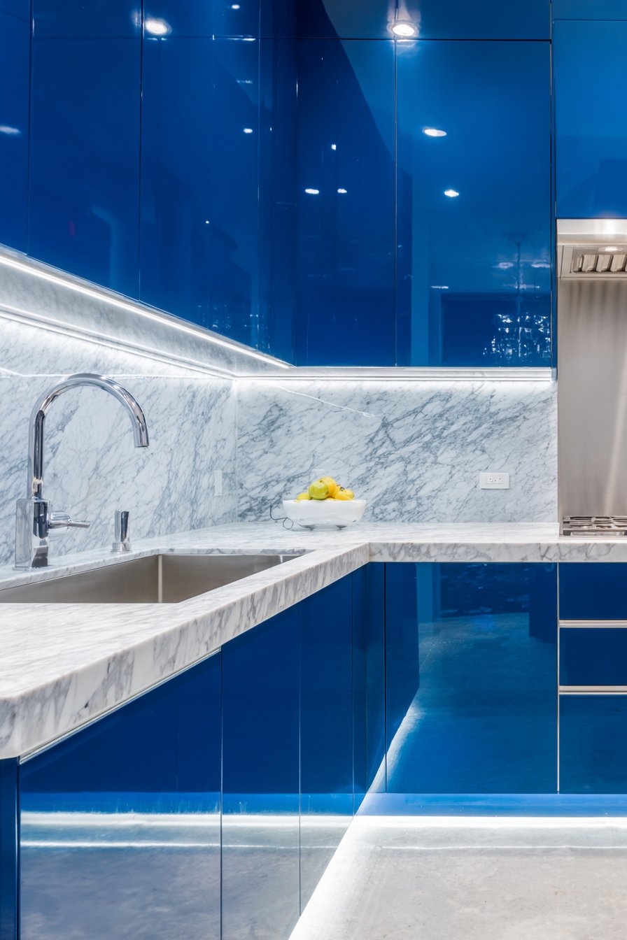 Contemporary Midnight Blue High-Gloss Kitchen