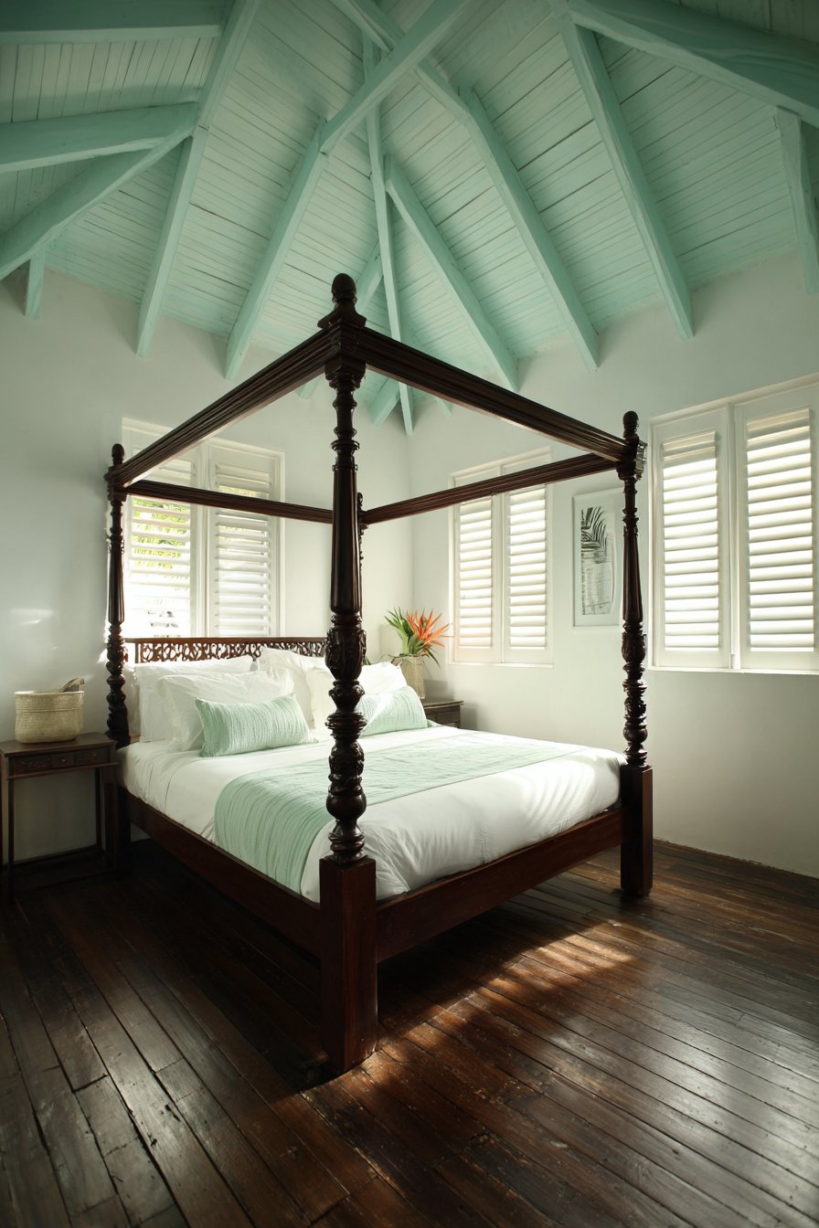 Unexpected Ceiling Treatment