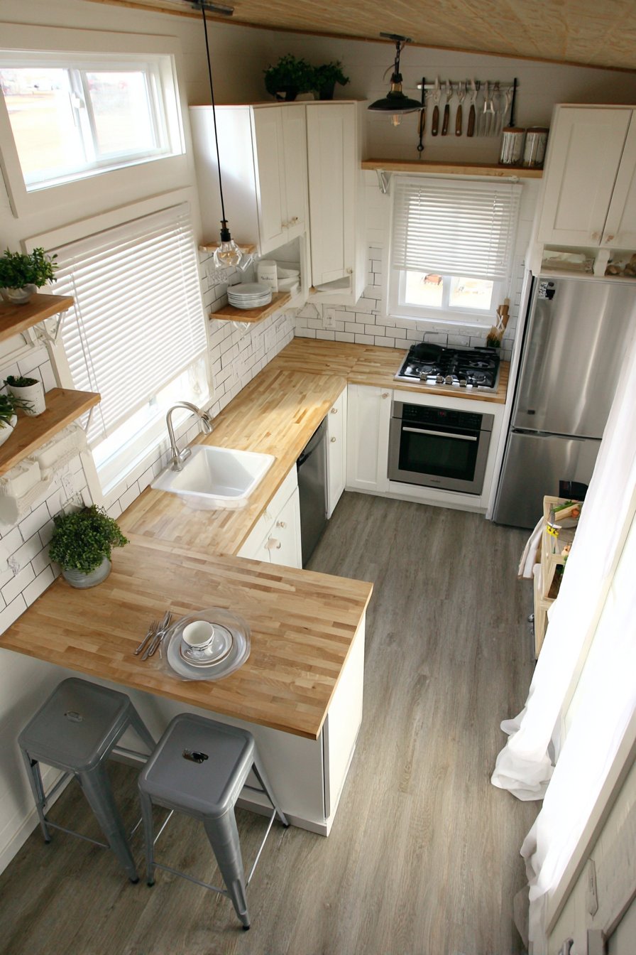 Tiny kitchen design